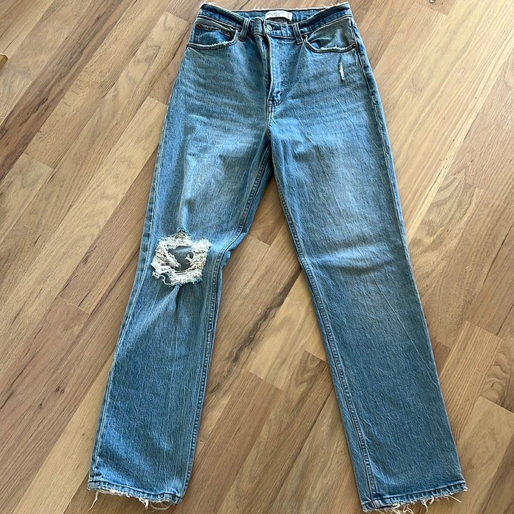 Abercrombie 90’s Straight Ultra High Rise Jeans